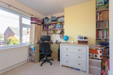 BEDROOM 2 FRONT