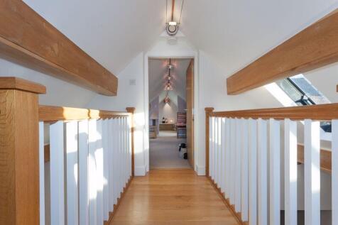 SECOND FLOOR LANDING