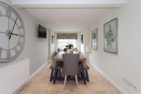 DINING SPACE