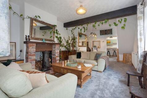 LOUNGE/DINER