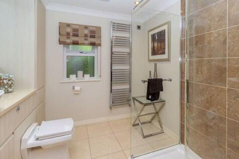 LUXURY LODGE 1
