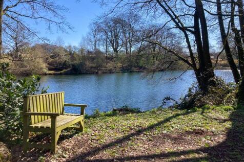 WOODLAND &amp; LAKE