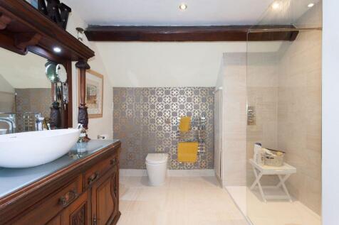 BEDROOM 1 EN-SUITE