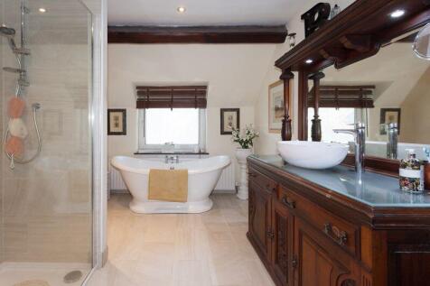 BEDROOM 1 EN-SUITE