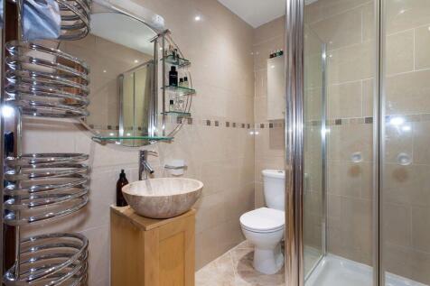 BEDROOM 1 EN-SUITE