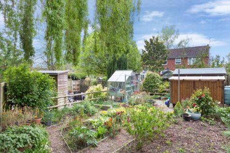 REAR GARDENS