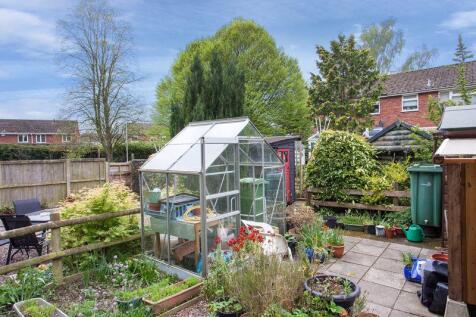REAR GARDENS