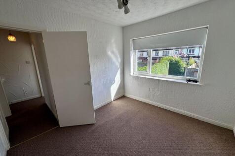 BEDROOM 1 FRONT