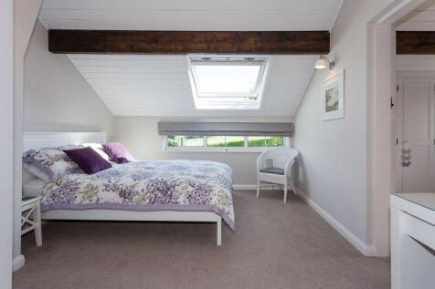 BEDROOM 2 FRONT