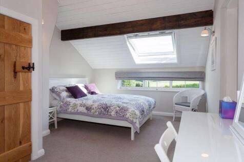 BEDROOM 2 FRONT