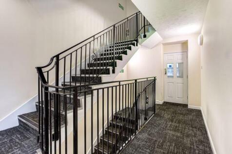 COMMUNAL ENTRANCE