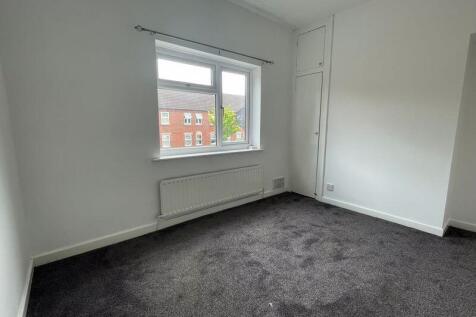 BEDROOM 1 FRONT