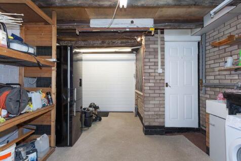 INTEGRAL GARAGE