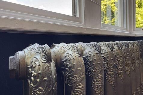 PERIOD STYLE
