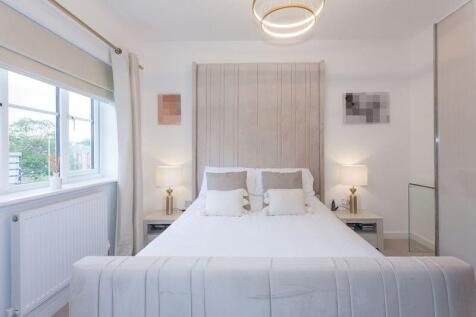 BEDROOM 1 REAR