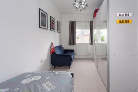 BEDROOM 3 SIDE