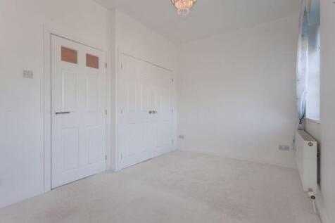 BEDROOM 3/SECOND LOUNGE