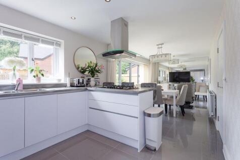 LIVING DINING KITCHEN