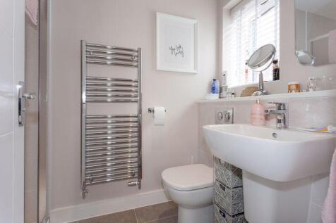 EN SUITE