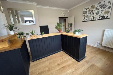 RECEPTION/OFFICE