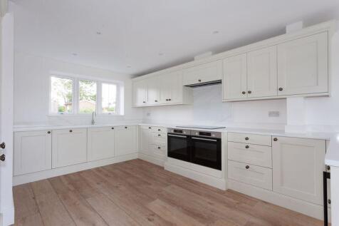 OPEN PLAN LIVING DINING KITCHEN