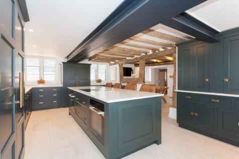 BREAKFAST KITCHEN