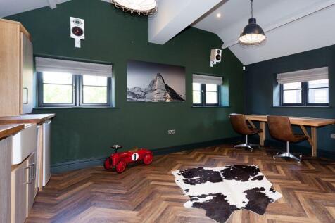 GUEST ACCOMMODATION