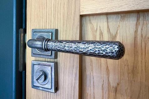 DOOR FINISHES