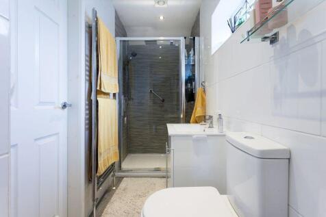 JACK &amp; JILL EN-SUITE