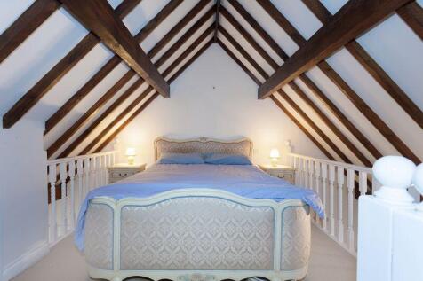 MEZZANINE LEVEL / BEDROOM 