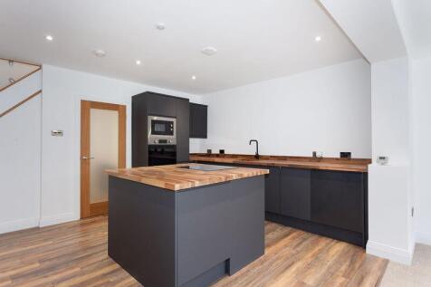 OPEN PLAN LIVING DINING KITCHEN