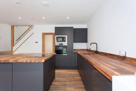 OPEN PLAN LIVING DINING KITCHEN