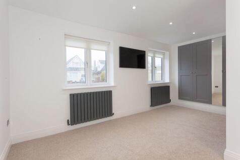 GROUND FLOOR BEDROOM