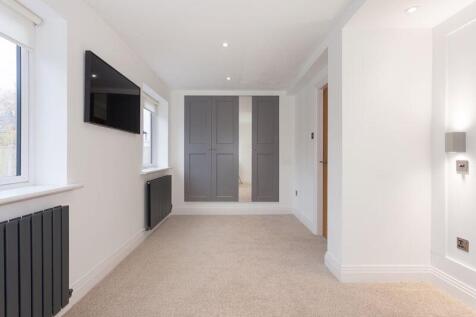 GROUND FLOOR BEDROOM