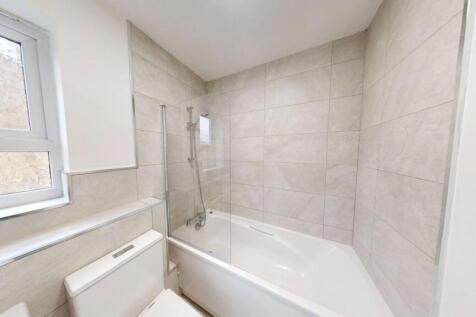 Bowland-Drive-Emerson-Valley-Milton-Keynes-MK4-2DN
