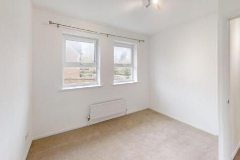 Bowland-Drive-Emerson-Valley-Milton-Keynes-MK4-2DN
