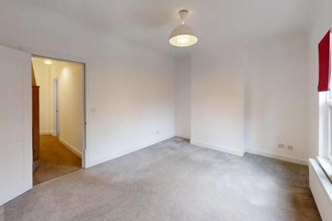 43-Horsefair-Bedroom 2.jpg