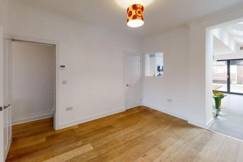 43-Horsefair-Living-Room 1.jpg