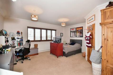 Bedroom 20Three.JPG