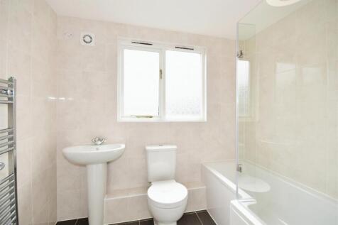 88a985ca-Bathroom.JPG