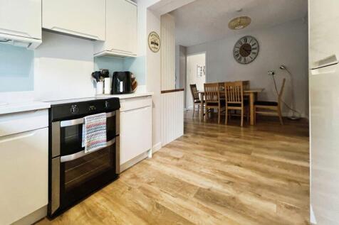 Kitchen breakfast room