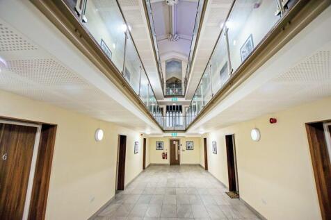 COMMUNAL HALLWAY