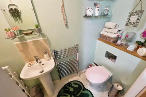 Downstairs shower room