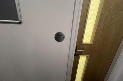 Suite 4