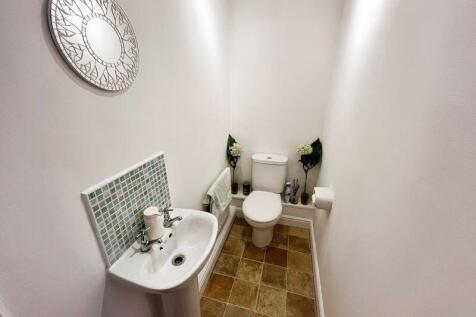 Cloakroom wc