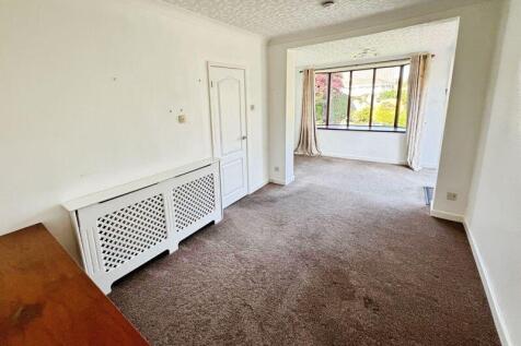 Breakfast Room/Dining Room