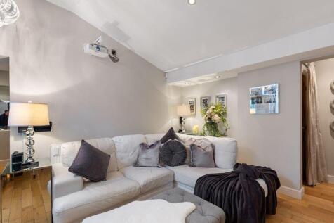Dining room/family/cinema room
