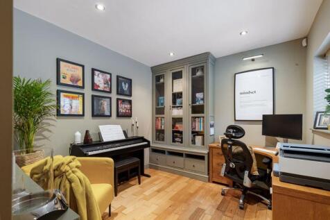 Office/Bedroom 5