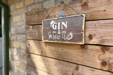 Gin and bear it
