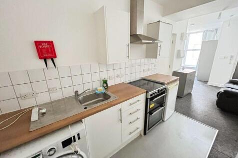 KITCHEN LIVING AREA